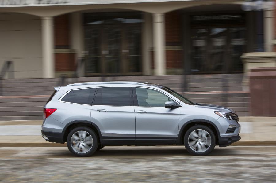  Honda Pilot 2015 года  (фото 105 из 107)